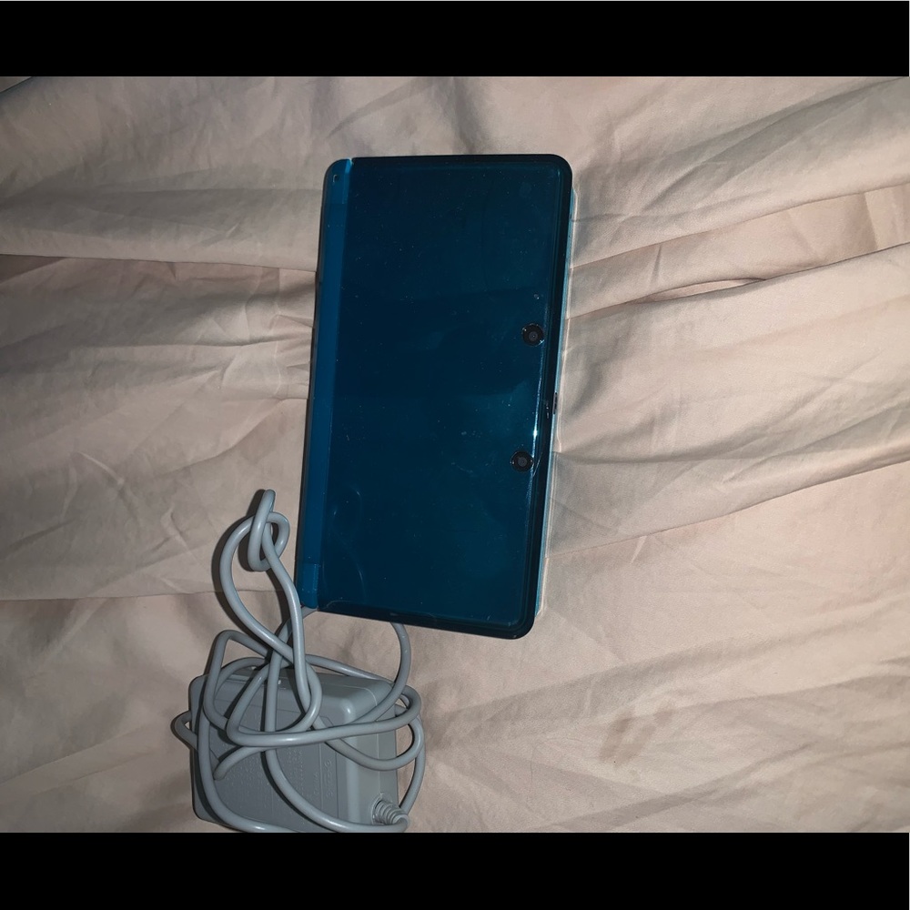 Turquoise Nintendo 3DS